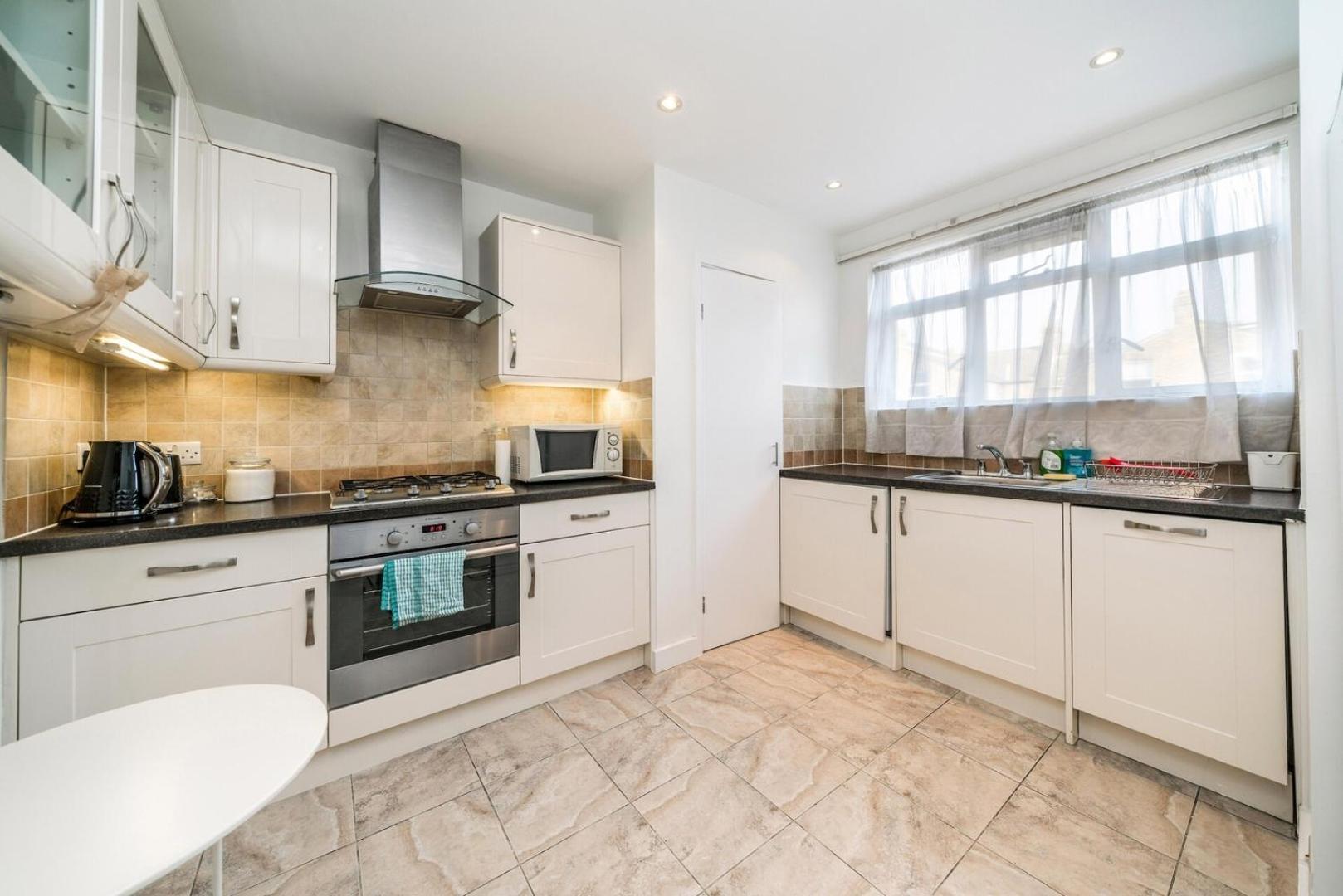 New 2Bd Flat Heart Of Battersea - Close To Station London Exteriör bild
